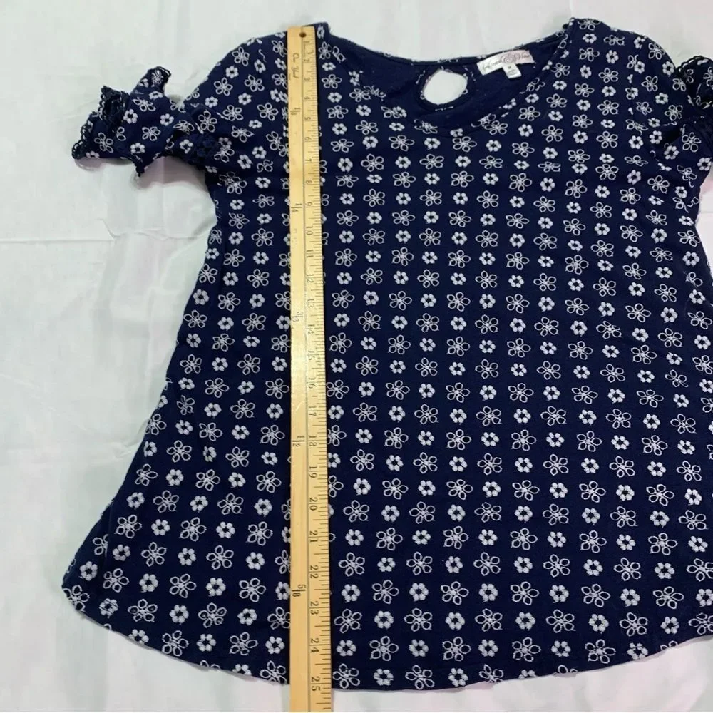 STEM & VINE Peasant Blouse Navy and White Eyelet Short Sleeve Shirt Size M #566 - Picture 5 of 6